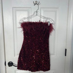 RED SPARKLY DRESS KARA